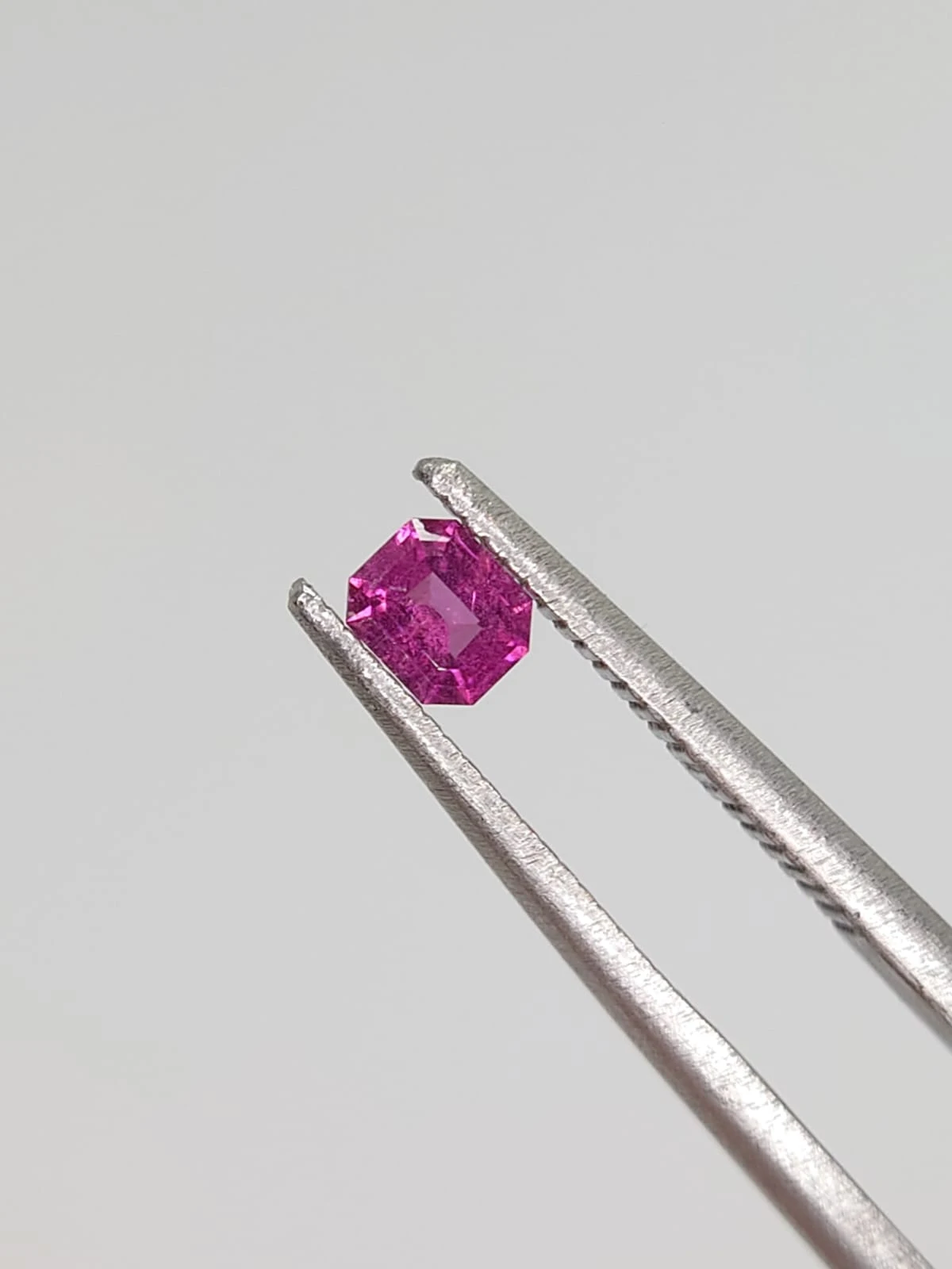 0.22ct Natural Rhodolite from Tanzania — view 6
